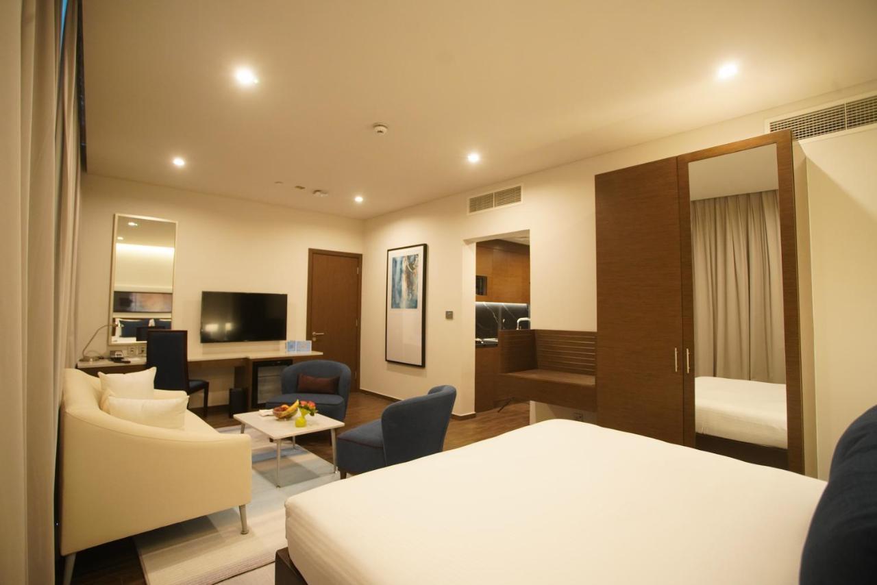 C - And 4* Doha